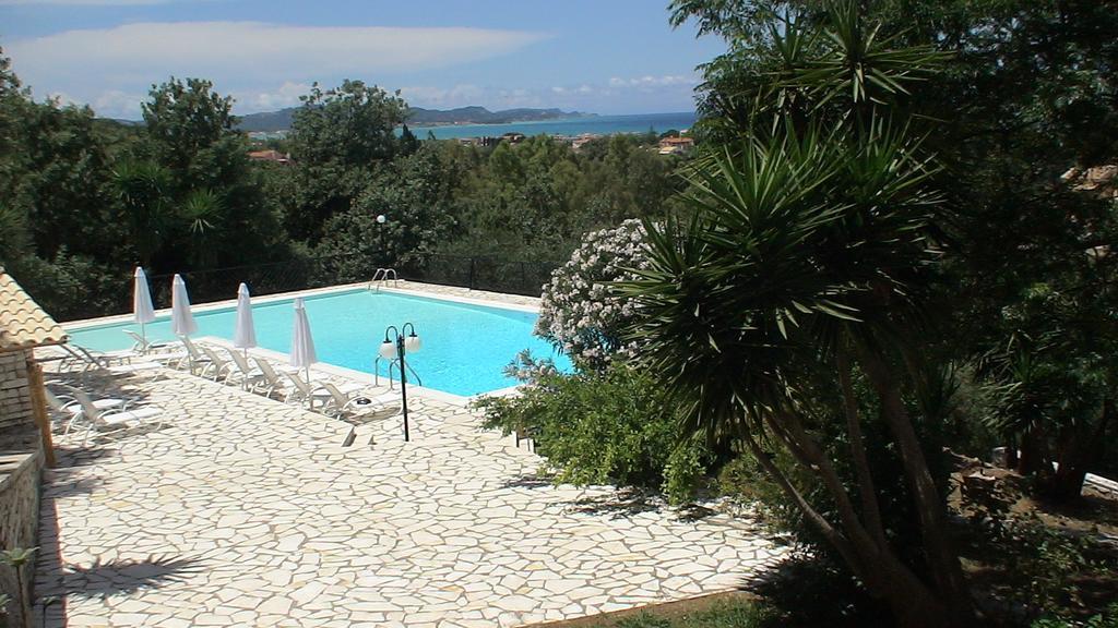 Natural Blue Green Apartment Almiros Beach Exterior photo
