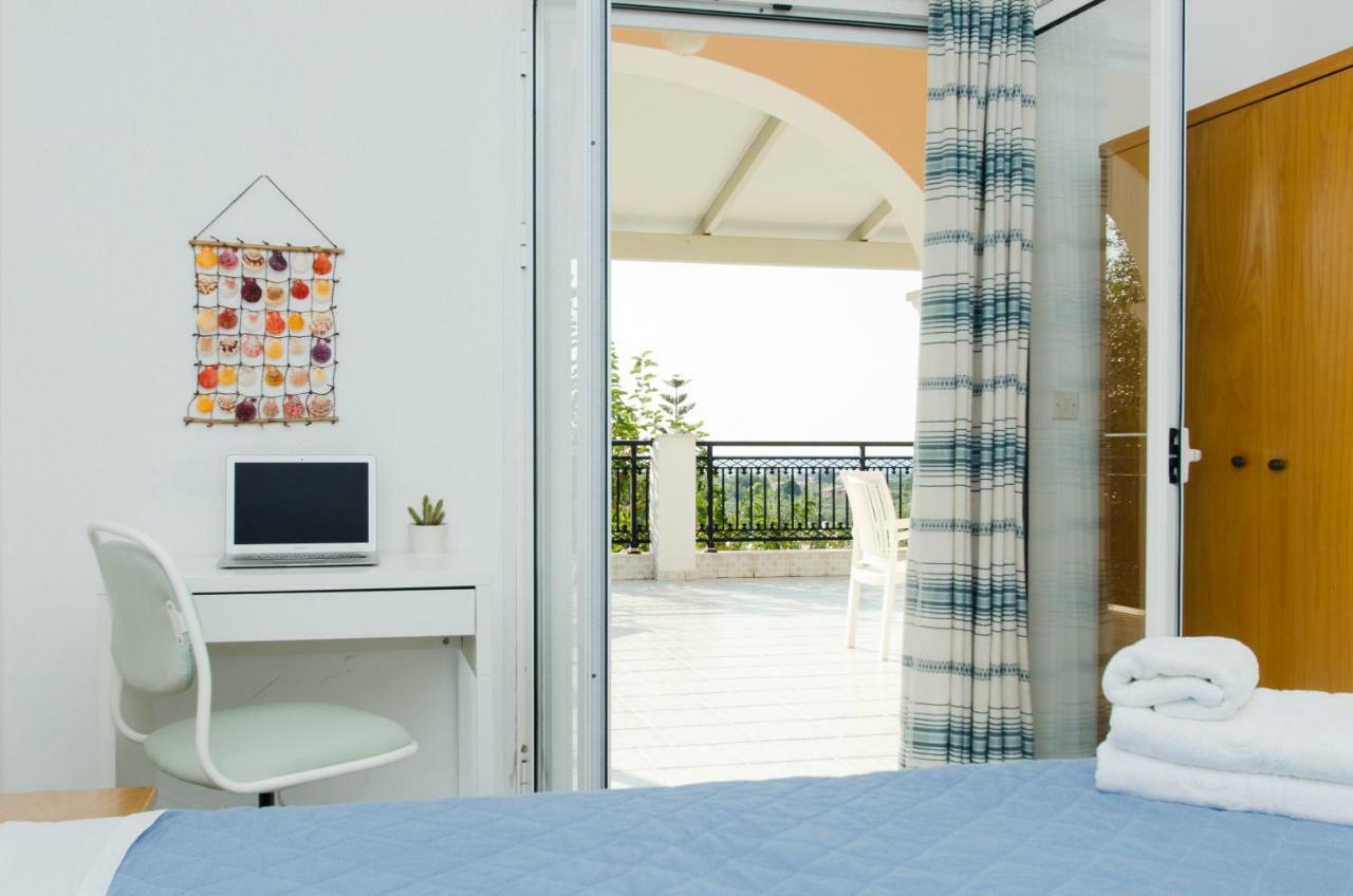 Natural Blue Green Apartment Almiros Beach Exterior photo