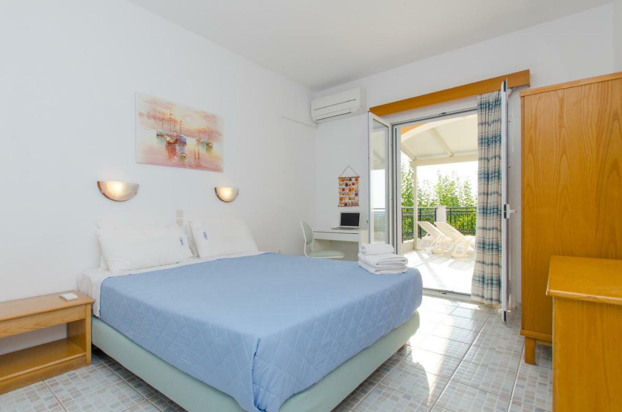 Natural Blue Green Apartment Almiros Beach Exterior photo